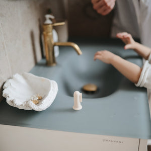 Finger Toothbrush (Shifting Sand/Blush)