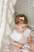 Load image into Gallery viewer, Clip | Blush Pearl Bow