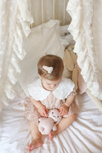 Load image into Gallery viewer, Clip | Blush Pearl Bow