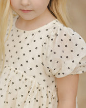 Load image into Gallery viewer, LUNA DRESS || FLOCKED DAISY