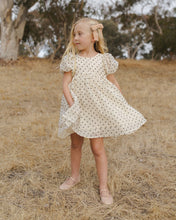 Load image into Gallery viewer, LUNA DRESS || FLOCKED DAISY