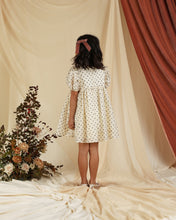 Load image into Gallery viewer, LUNA DRESS || FLOCKED DAISY