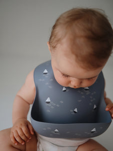 Silicone Baby Bib (Boats)